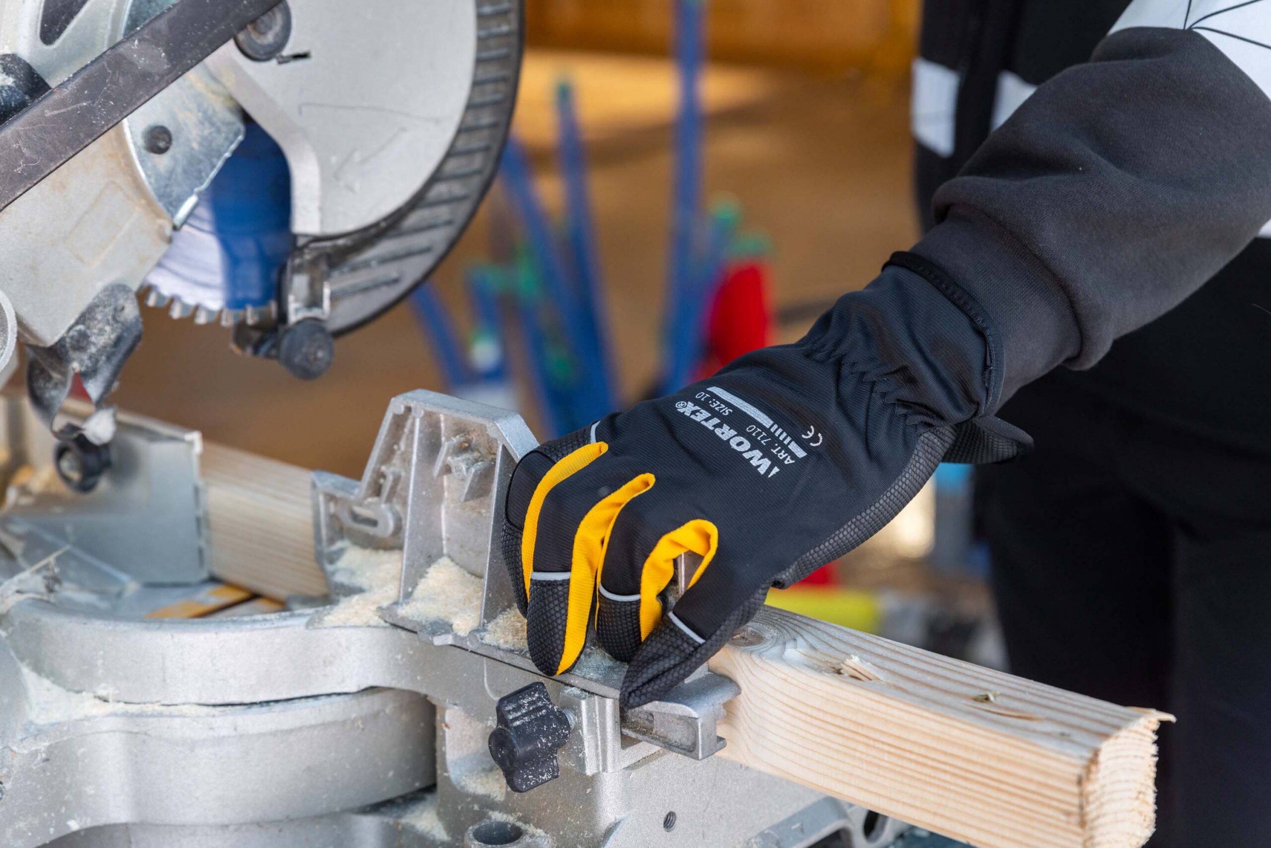 WORTEX 7108...7111 SUPRACOAT sünteetilised töökindad